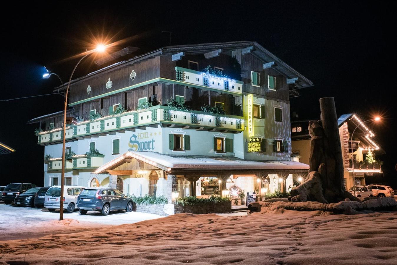 Hotel Sport 萨帕达 外观 照片